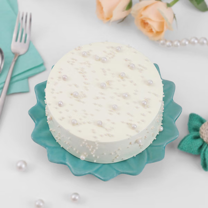 Pearl Bliss White Cake (1 Kg)