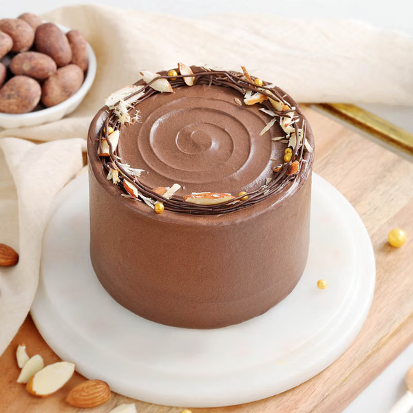 Almond Drizzle Truffle Cake (200 Gm)
