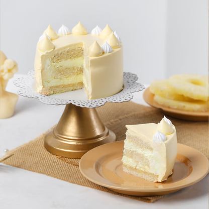 Delicious Pineapple Anniversary Cake